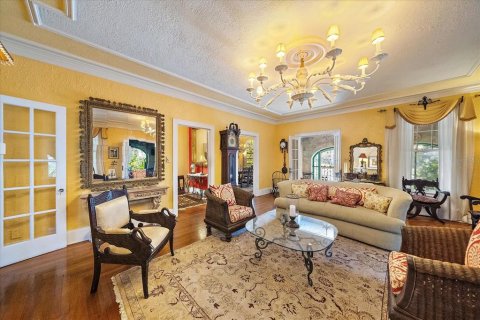 Casa en venta en Sarasota, Florida, 6 dormitorios, 419.18 m2 № 2111927 - foto 20