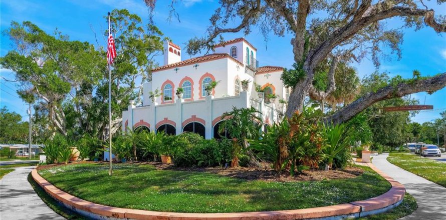 Casa en Sarasota, Florida 6 dormitorios, 419.18 m2 № 2111927