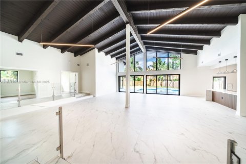 Villa ou maison à vendre à Plantation, Floride: 3 chambres, 299.8 m2 № 2081742 - photo 6