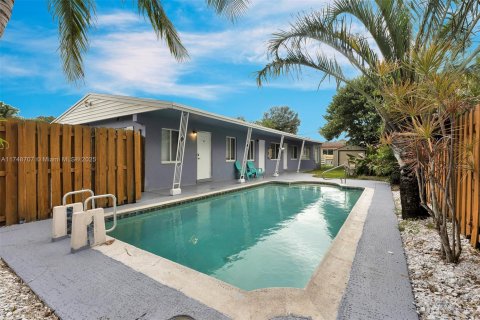 Villa ou maison à louer à Fort Lauderdale, Floride: 2 chambres, 157.19 m2 № 1985202 - photo 27