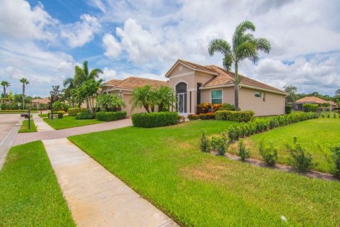 Casa en venta en Vero Beach, Florida, 4 dormitorios, 234.3 m2 № 1800638 - foto 3