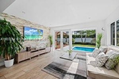 Купить виллу или дом в Майами, Флорида 4 спальни, 216.83м2, № 1695772 - фото 7