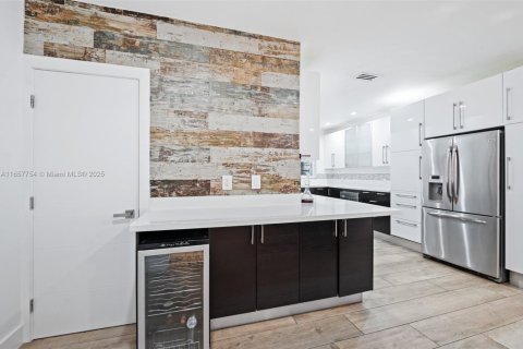 Купить виллу или дом в Майами, Флорида 4 спальни, 216.83м2, № 1695772 - фото 14