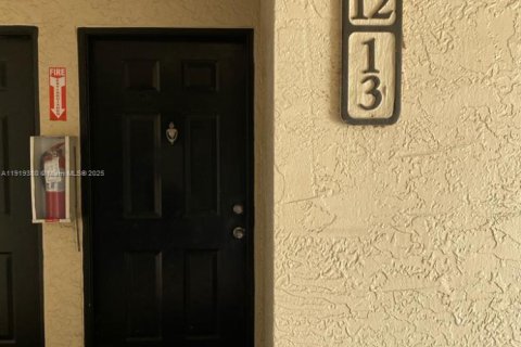 Copropriété à vendre à Coral Springs, Floride: 2 chambres, 91.6 m2 № 1975017 - photo 6