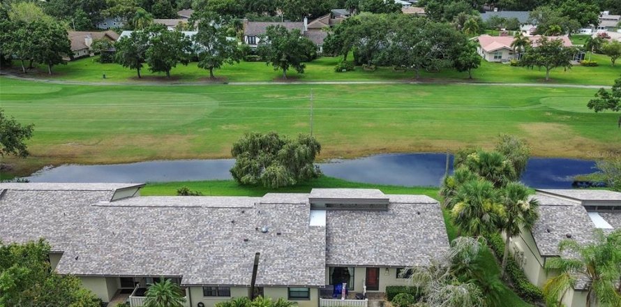 House in Oldsmar, Florida 3 bedrooms, 134.24 sq.m. № 1789662