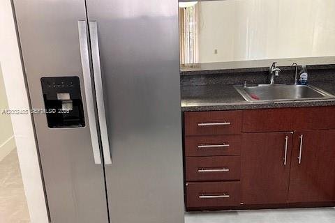 Copropriété à louer à Hialeah, Floride: 2 chambres, 87.14 m2 № 2170348 - photo 7