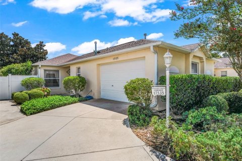 House in The Villages, Florida 3 bedrooms, 127.46 sq.m. № 2349965 - photo 5
