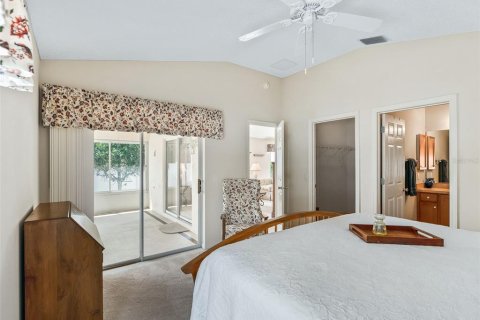 House in The Villages, Florida 3 bedrooms, 127.46 sq.m. № 2349965 - photo 20