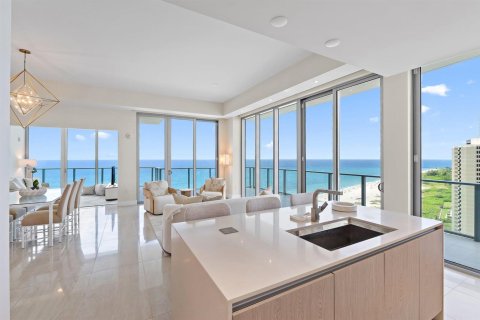 Condo in Riviera Beach, Florida, 2 bedrooms № 2258189