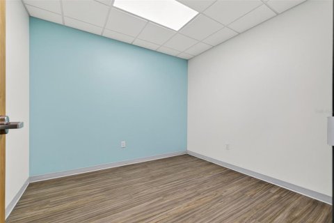 Commercial property in Largo, Florida 438.68 sq.m. № 2207982 - photo 21