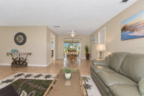 Copropriété à vendre à Englewood, Floride: 2 chambres, 154.68 m2 № 2427549 - photo 8