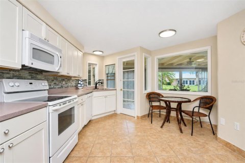 Copropriété à vendre à Englewood, Floride: 2 chambres, 154.68 m2 № 2427549 - photo 28