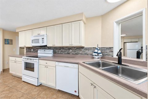 Copropriété à vendre à Englewood, Floride: 2 chambres, 154.68 m2 № 2427549 - photo 22