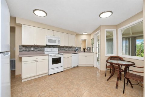 Copropriété à vendre à Englewood, Floride: 2 chambres, 154.68 m2 № 2427549 - photo 24