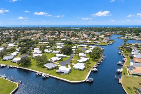 Copropriété à vendre à Englewood, Floride: 2 chambres, 154.68 m2 № 2427549 - photo 2