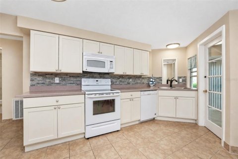 Copropriété à vendre à Englewood, Floride: 2 chambres, 154.68 m2 № 2427549 - photo 26