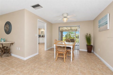 Copropriété à vendre à Englewood, Floride: 2 chambres, 154.68 m2 № 2427549 - photo 15