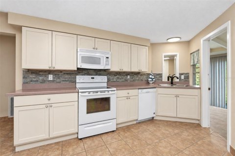 Copropriété à vendre à Englewood, Floride: 2 chambres, 154.68 m2 № 2427549 - photo 21