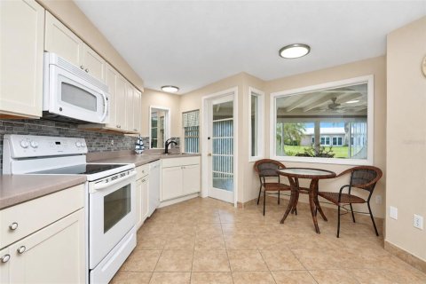 Copropriété à vendre à Englewood, Floride: 2 chambres, 154.68 m2 № 2427549 - photo 25