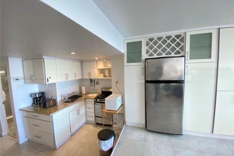Condominio en venta en Miami, Florida, 53.88 m2 № 1984515 - foto 13