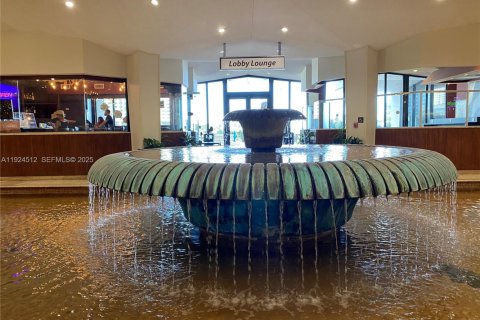 Condominio en venta en Miami, Florida, 53.88 m2 № 1984515 - foto 21