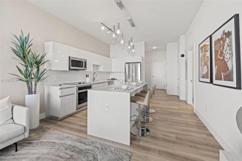 Appartement à louer à Hallandale Beach, Floride: 1 chambre, 79.8 m2 № 1993452 - photo 14