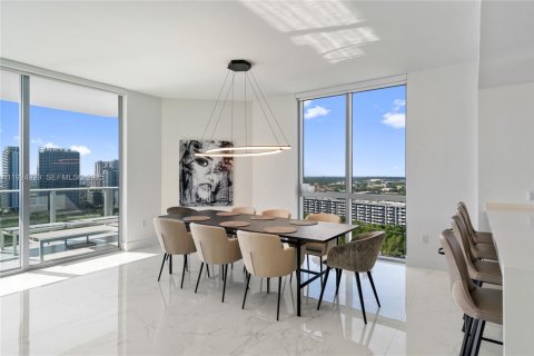 Condominio en venta en North Miami Beach, Florida, 2 dormitorios, 181.9 m2 № 2077234 - foto 14