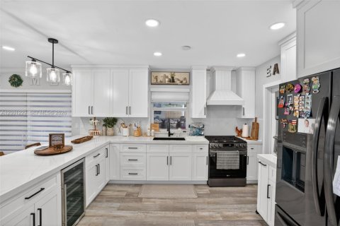 Villa ou maison à vendre à Cutler Bay, Floride: 4 chambres, 174.84 m2 № 2065186 - photo 10