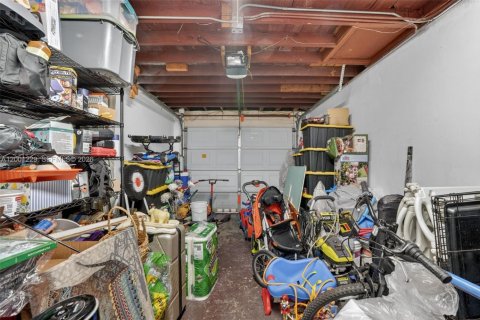 Villa ou maison à vendre à Cutler Bay, Floride: 4 chambres, 174.84 m2 № 2065186 - photo 24