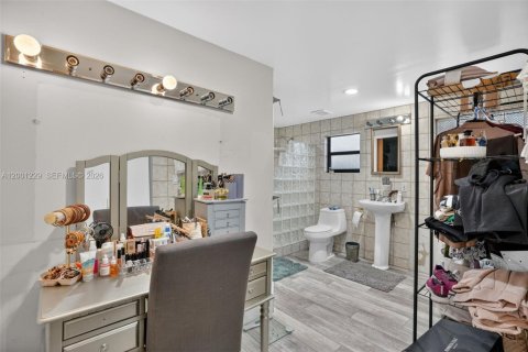 Villa ou maison à vendre à Cutler Bay, Floride: 4 chambres, 174.84 m2 № 2065186 - photo 16