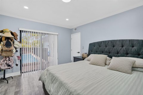 Villa ou maison à vendre à Cutler Bay, Floride: 4 chambres, 174.84 m2 № 2065186 - photo 15