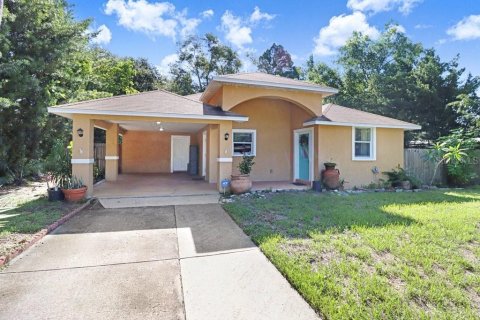 Villa ou maison à Tampa, Floride 3 chambres, 127.93 m2 № 2289631