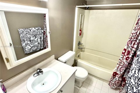 Copropriété à vendre à Davie, Floride: 2 chambres, 89.46 m2 № 2038436 - photo 22