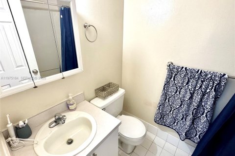 Copropriété à vendre à Davie, Floride: 2 chambres, 89.46 m2 № 2038436 - photo 18