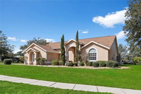 House in Clermont, Florida 4 bedrooms, 209.4 sq.m. № 1549418 - photo 3