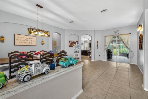 House in Land O' Lakes, Florida 4 bedrooms, 271.09 sq.m. № 1835800 - photo 3