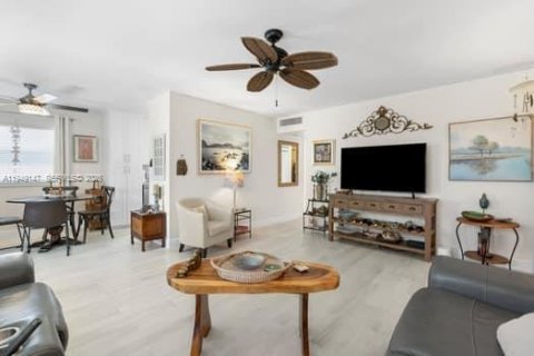 Condominio en venta en Delray Beach, Florida, 2 dormitorios, 81.75 m2 № 2004897 - foto 18