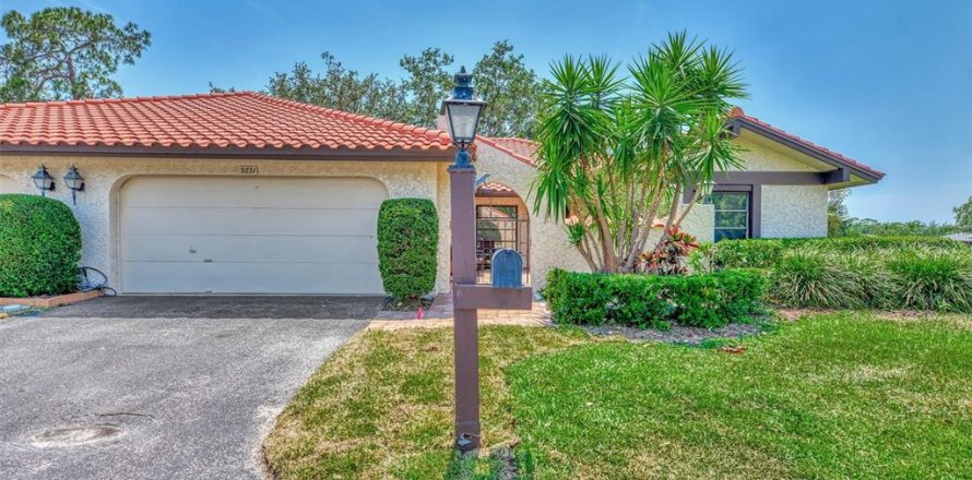 Condo in Sarasota, Florida, 2 bedrooms № 1765972