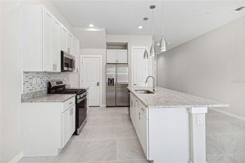 Adosado en alquiler en Kissimmee, Florida, 3 dormitorios, 140 m2 № 1581804 - foto 6