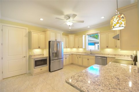 Casa en venta en Punta Gorda, Florida, 3 dormitorios, 231.61 m2 № 1618890 - foto 13
