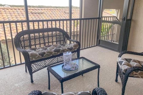 Condo in Bradenton, Florida, 2 bedrooms in LAKEWOOD NATIONAL  № 375642 - photo 22