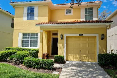 House in Kissimmee, Florida 5 bedrooms, 280.1 sq.m. № 1798608 - photo 1