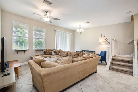 Touwnhouse à louer à Tampa, Floride: 3 chambres, 167.6 m2 № 1902252 - photo 4