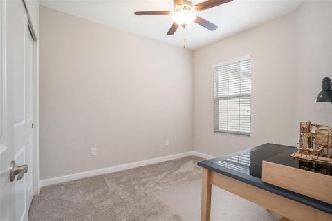 Touwnhouse à louer à Tampa, Floride: 3 chambres, 167.6 m2 № 1902252 - photo 17