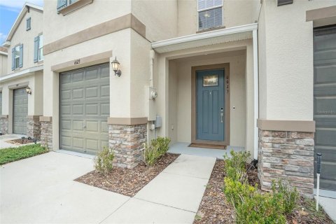 Touwnhouse à louer à Tampa, Floride: 3 chambres, 167.6 m2 № 1902252 - photo 2