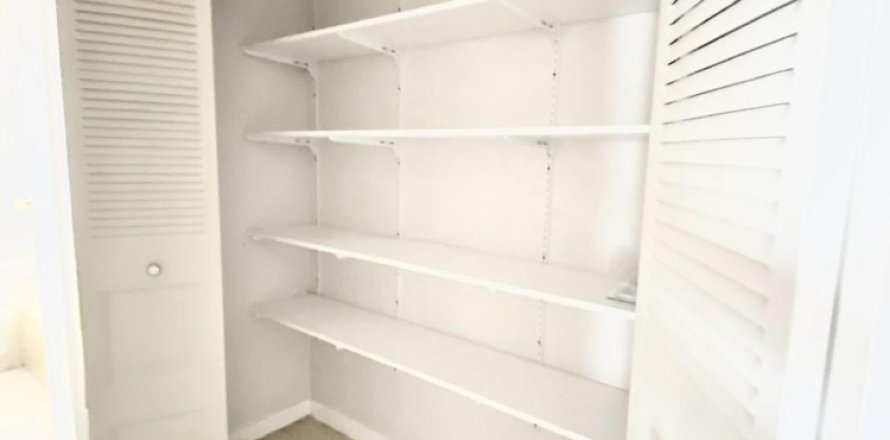 Condo in Margate, Florida, 1 bedroom  № 1119014