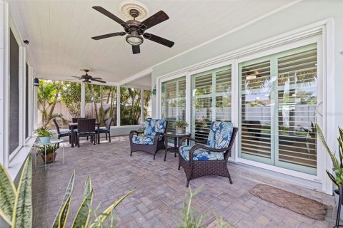 Villa ou maison à vendre à Tierra Verde, Floride: 3 chambres, 144.09 m2 № 1911915 - photo 18