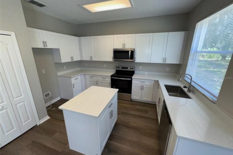 Casa en venta en Orlando, Florida, 4 dormitorios, 240.25 m2 № 1725409 - foto 7