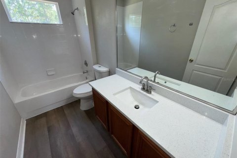 Casa en venta en Orlando, Florida, 4 dormitorios, 240.25 m2 № 1725409 - foto 19