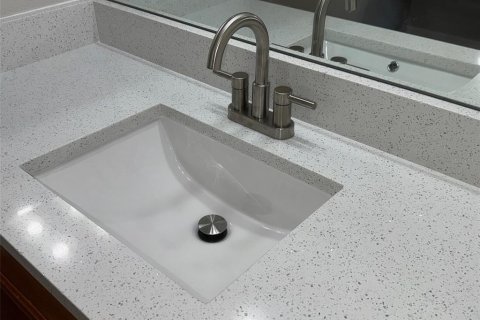 Casa en venta en Orlando, Florida, 4 dormitorios, 240.25 m2 № 1725409 - foto 20